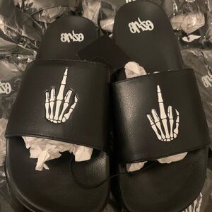 Middle Finger Up EFUE Slides